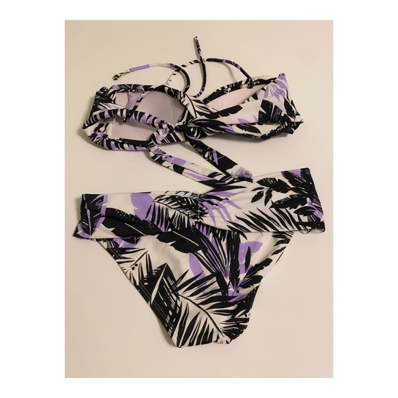 Roxy Bikini Set - Picture 2 of 3